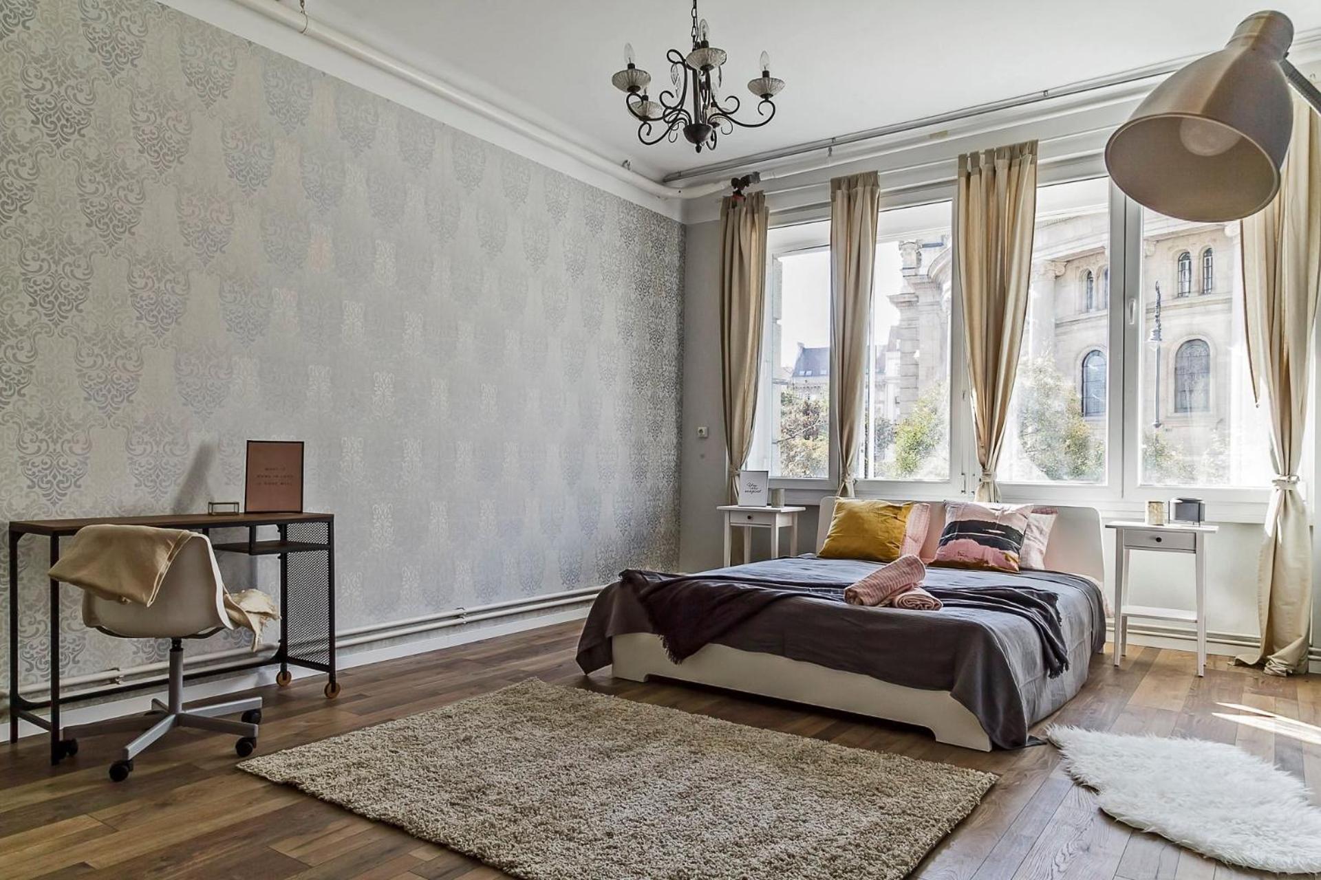 Apartment Cozy 4 Bedroom Overlooking The Basilica *