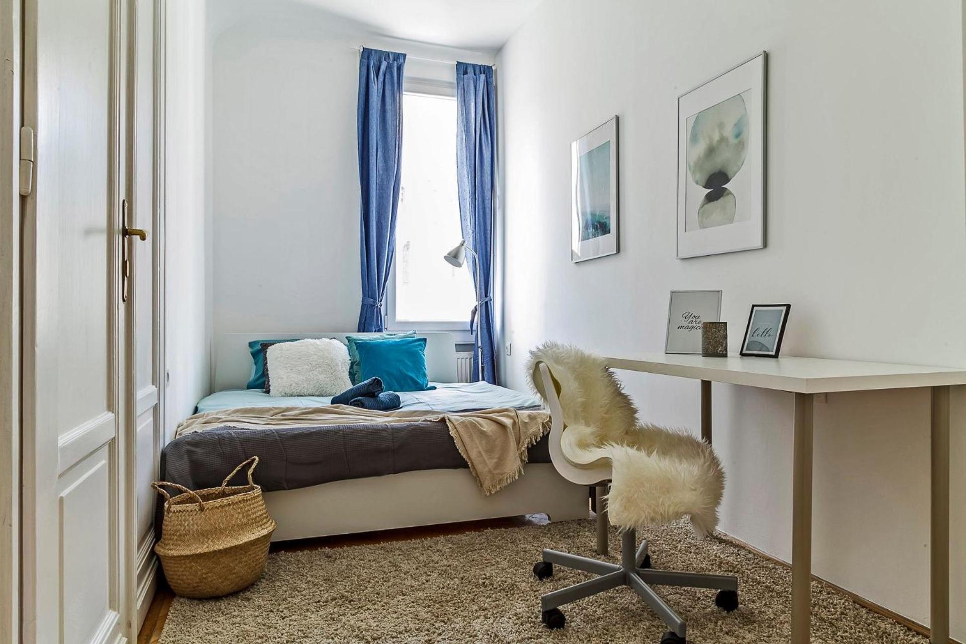Cozy 4 Bedroom Overlooking The Basilica *